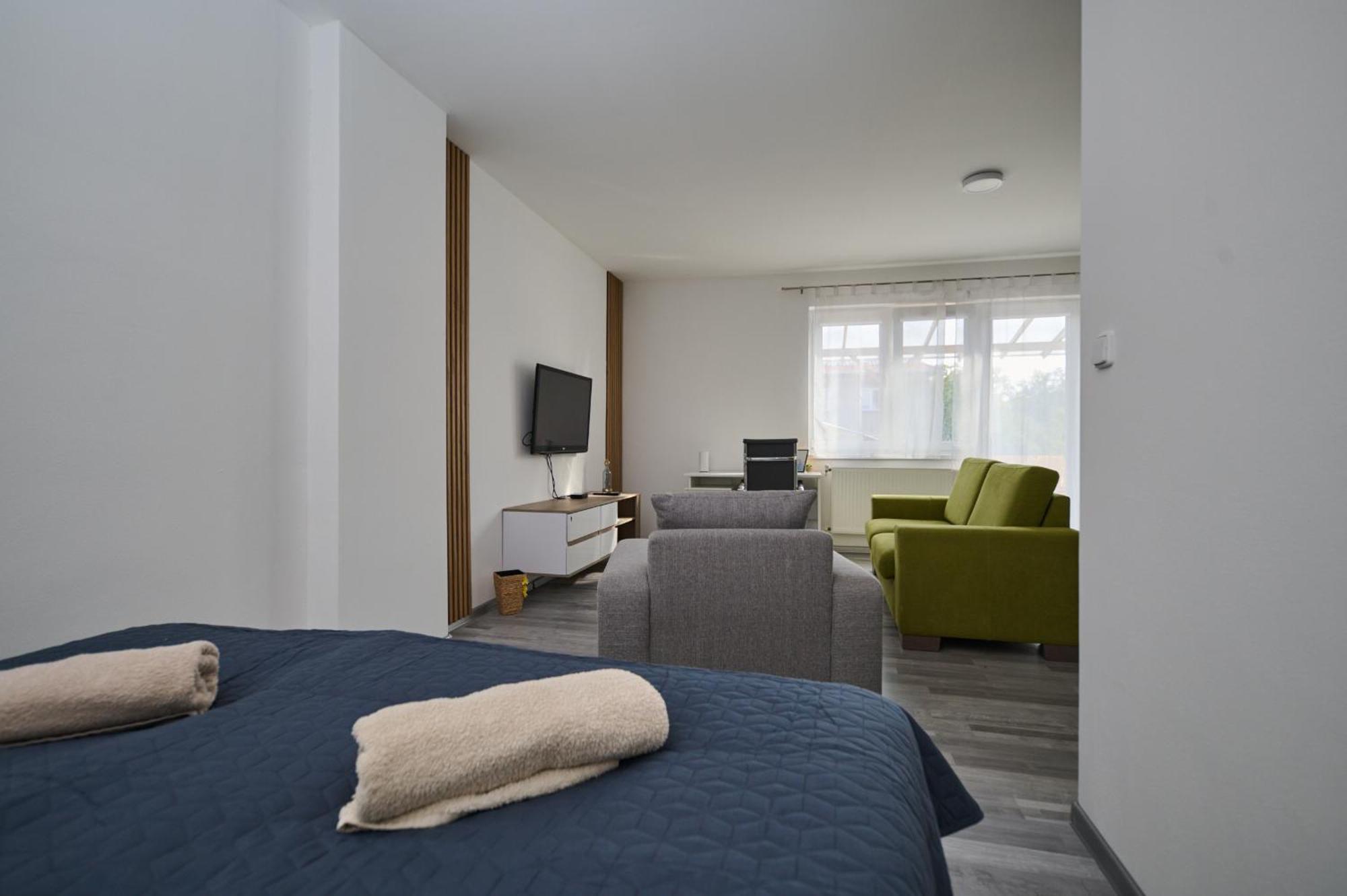 Central Apartments Martin Esterno foto